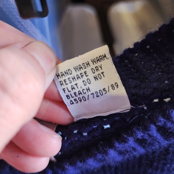 Vintage Adell Barre 80s/90s Holiday Christmas Sweater Santa Claus & Rudolph L - Picture 9 of 9